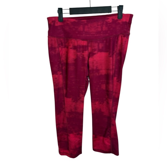 Old Navy Red Tie Dye Cropped Active Leggings - Picture 1 of 4